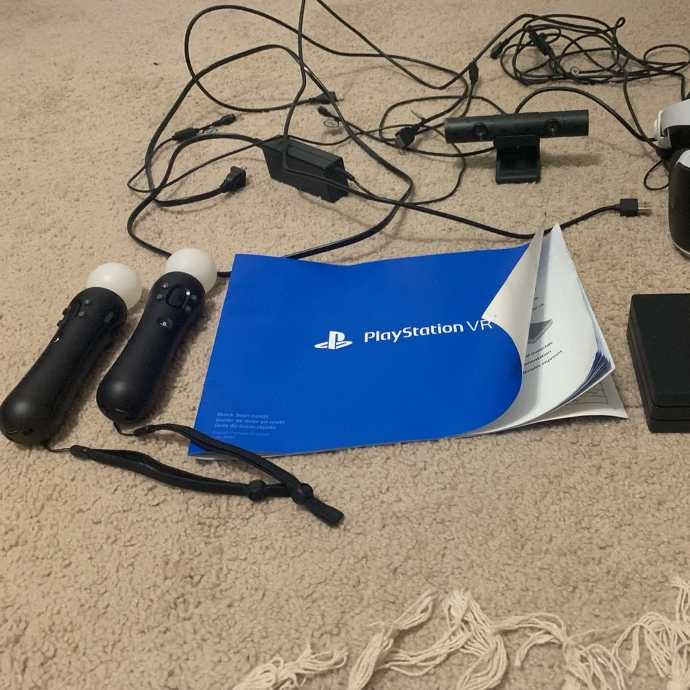 PLAYSTATION VR HEADSET